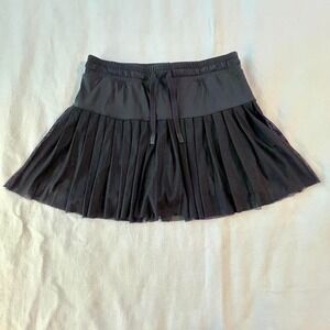 Black JoyLab mesh pleated tennis skirt with built-in shorts Women's size‎ Medium